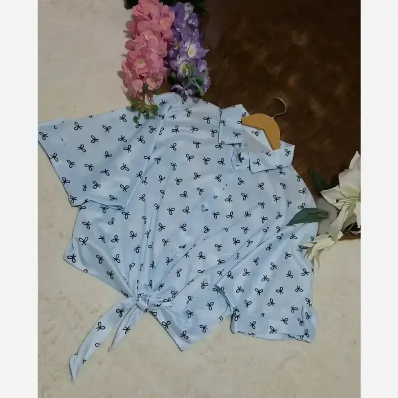 شومیز گره ای چاپی پاپیونی جنس پری صابونی شیشه ای فری سایز - تصویر 2