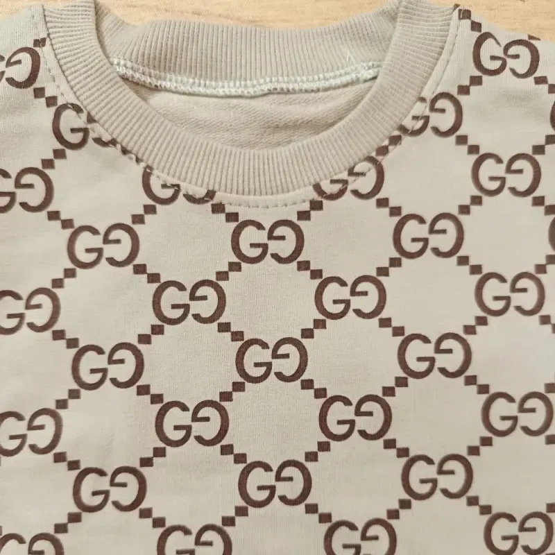 بلوز شلوار دورس بچگانه Gucci رنگ ماسه ای سایز 40 تا 50 - تصویر 5