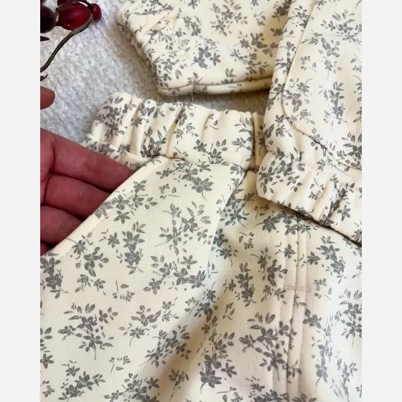 ست سویشرت و شلوار دخترانه دورس وارداتی مناسب 1.5 تا 6 سال - تصویر 10