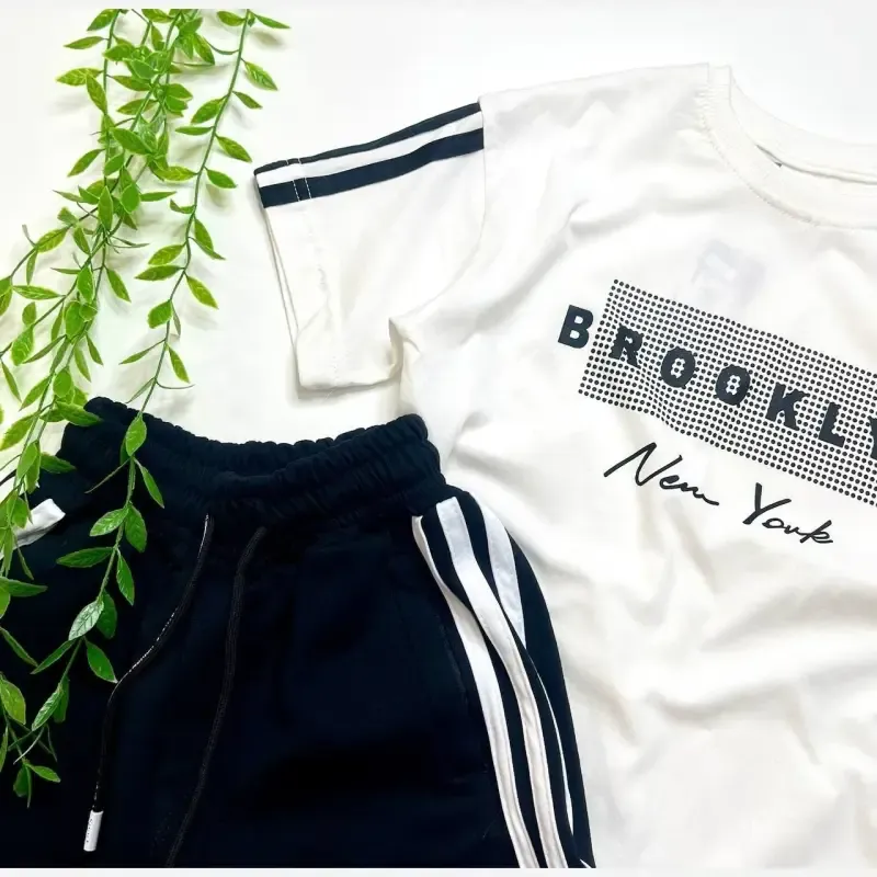 ست تیشرت و شلوارک اسپرت دخترانه و پسرانه طرح brooklyn - تصویر 3