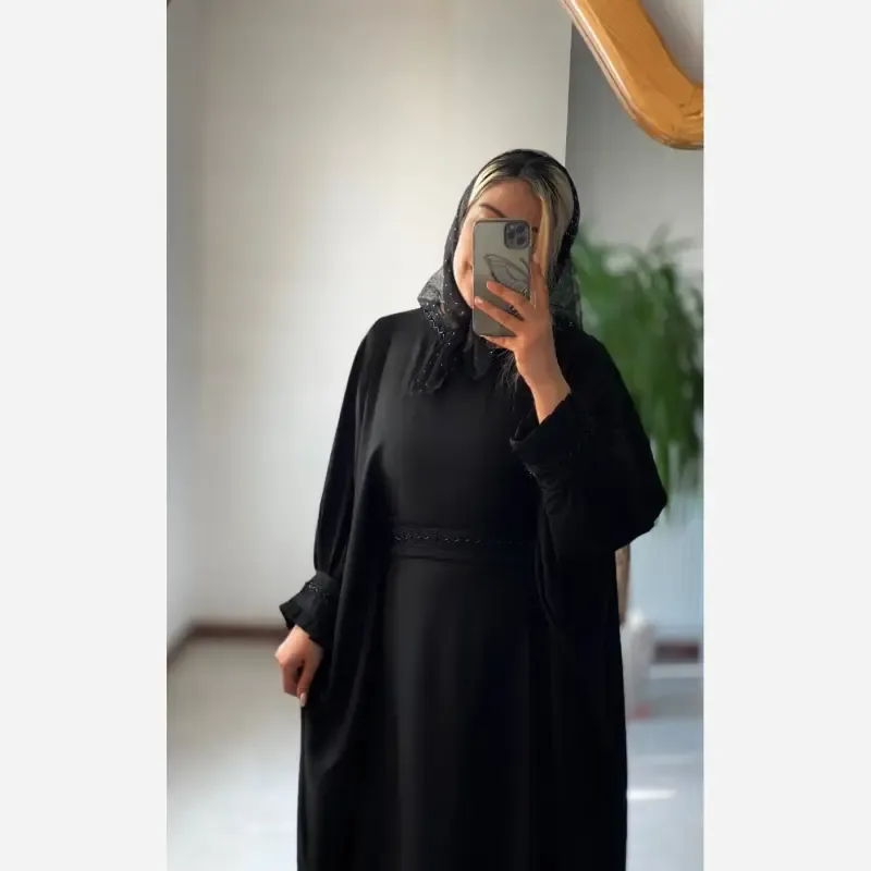 عبای زنانه راحیل الیزه مشکی بلند ملیله دوزی شده آستین پلیسه فری سایز - تصویر 8