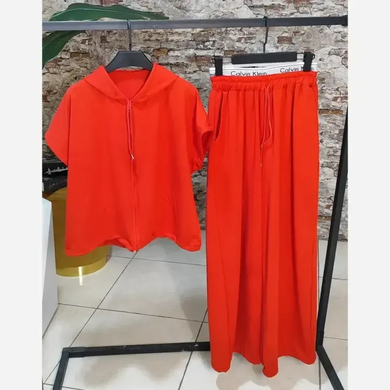 ست کراپ شلوار زنانه مدل ارینا پارچه پنبه گلکسی فریسایز 38 تا 44 - تصویر 2