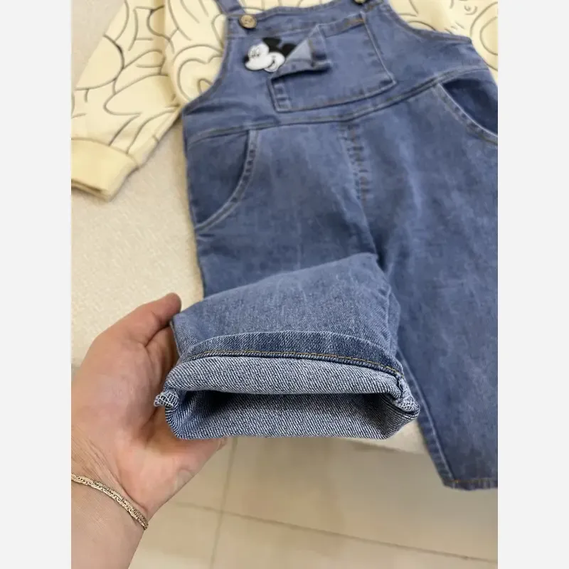 ست بیلرسوت جین و بلوز دخترانه و پسرانه طرح میکی مناسب 1 تا 5 سال - تصویر 9