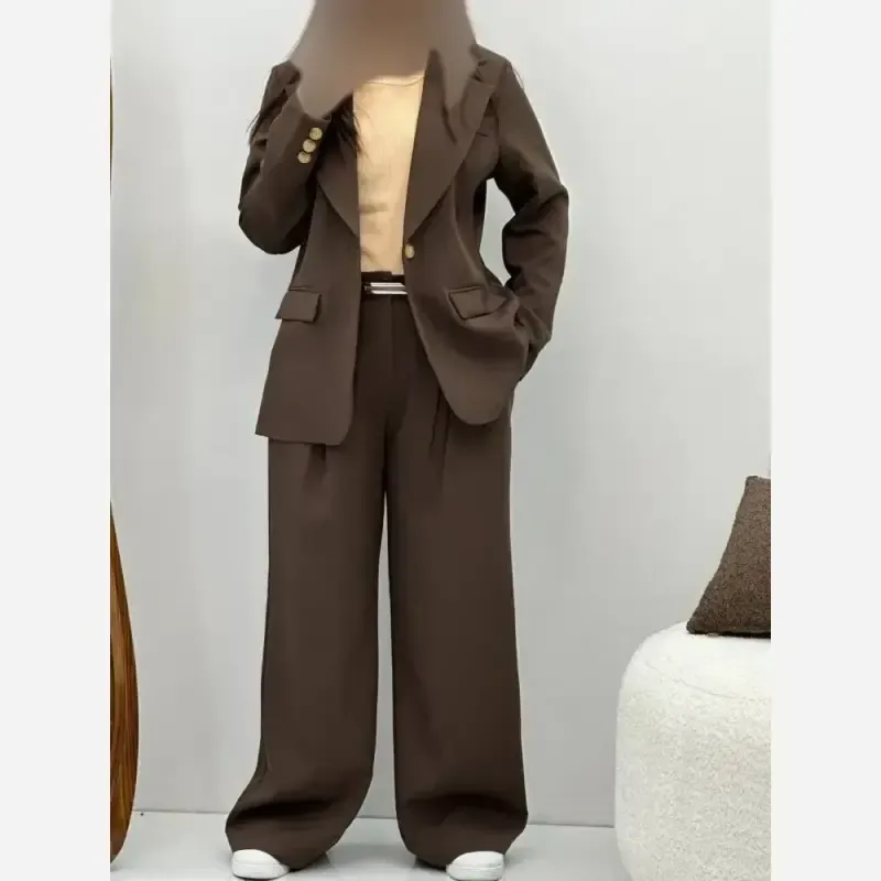 ست کت و شلوار زنانه مدل غزل جنس مازراتی دبل گرم بالا - تصویر 10