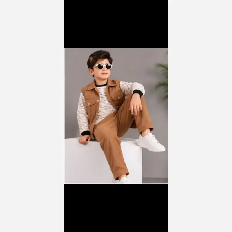ست پسرانه سه تیکه مجلسی کت و شلوار کتان و بلوز مراکش مناسب 4 تا 12 سال - تصویر 7